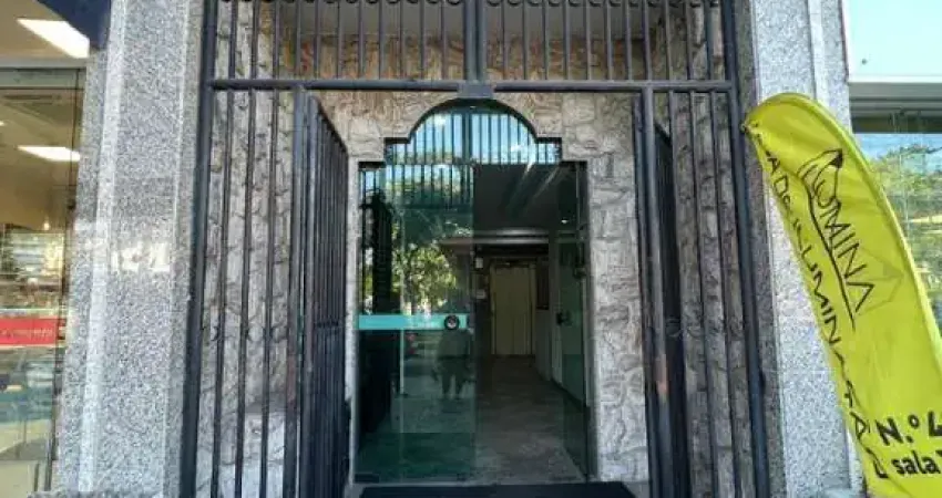 Sala comercial para alugar na Praça Saiqui, 40, Vila Valqueire, Rio de Janeiro