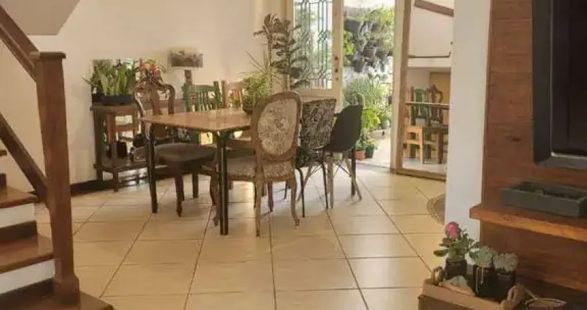 Casa com 3 dormitórios à venda, 219 m² por R$ 1.080.000 - Condomínio Okinawa - Paulínia/SP