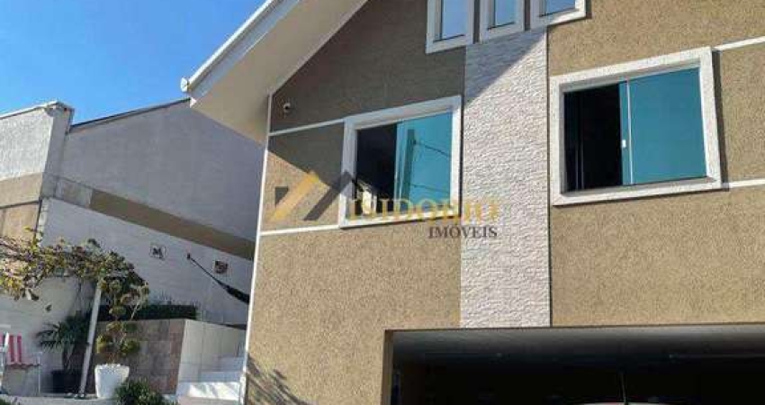 EXCELENTE CASA!!! 02 QTOS, SUÍTE, SACADA, CHURRASQ, 04 GARAGEM