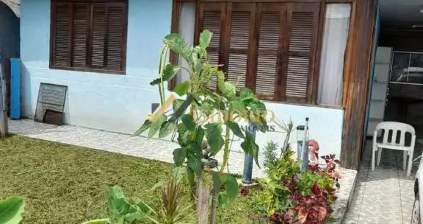 Casa com 3 quartos, Palmital, Colombo - R$ 270 mil, Cod: LAN1514
