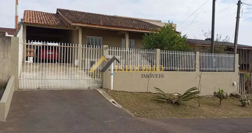 Casa com amplo terreno em piraquara! 03 quartos, suíte, churras