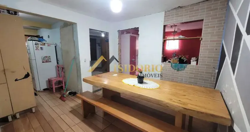 Casa no cajuru! 05 quartos, 02 banheiros, 04 vagas coberta!!!