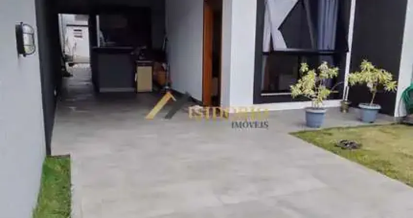 Casa com edícula no afonso pena! 02 quartos, closet, 02 vagas!!