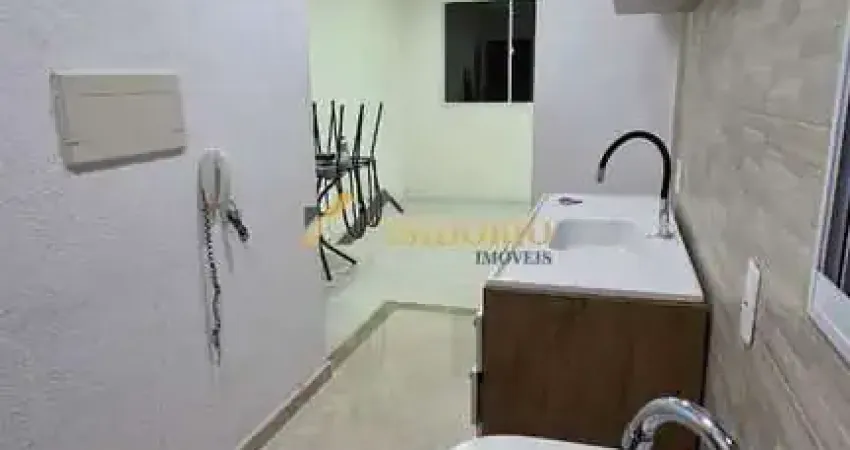 Apartamento para locação no santa cândida! 02 quartos, garagem!