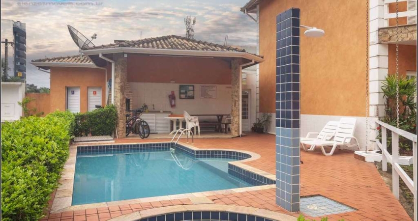 Casa em Village com 3 Quartos, 117m² por R$ 800.000 - Centro - Bertioga/SP