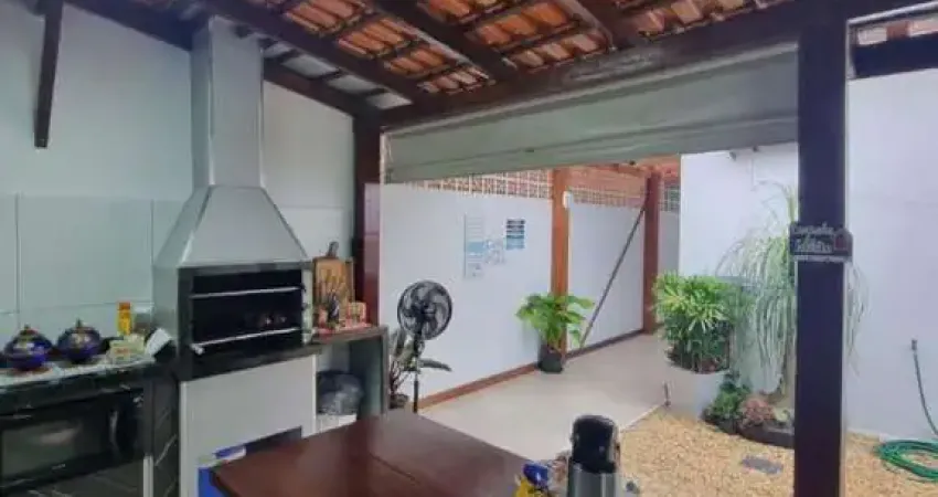 Casa para Venda em Penha, Centro, 2 dormitórios, 1 suíte, 2 banheiros, 1 vaga