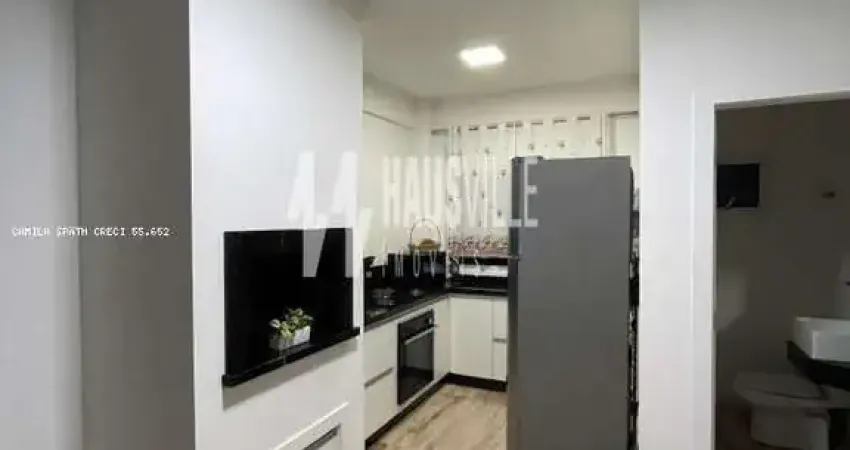 Sobrado para Venda em Joinville, Vila Nova, 4 dormitórios, 3 suítes, 5 banheiros, 3 vagas