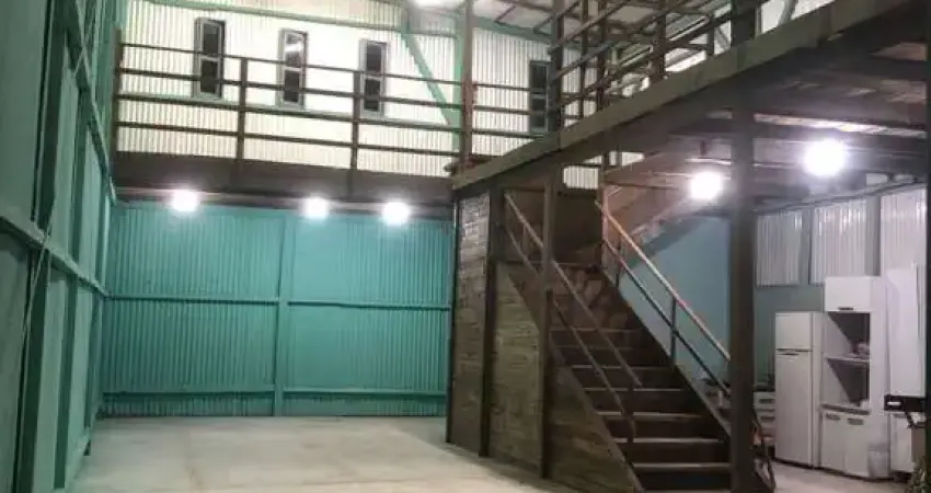 Barracão / Galpão / Depósito à venda no Itacolomi, Balneário Piçarras 