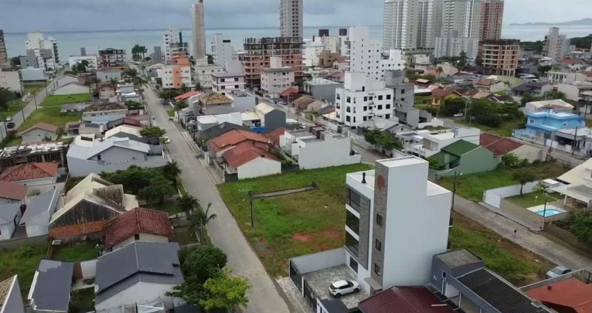 Apartamento para Venda em Balneário Piçarras, Itacolomi, 3 dormitórios, 1 suíte, 2 banheiros, 1 vaga