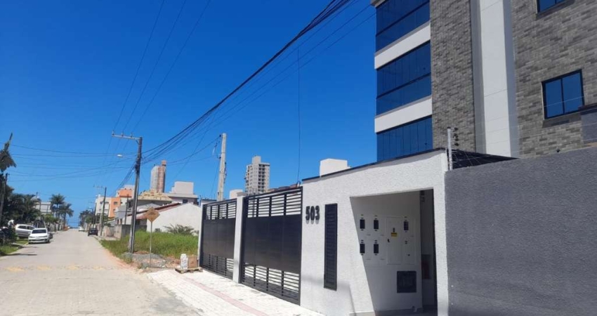Apartamento para Venda em Balneário Piçarras, Itacolomi, 3 dormitórios, 1 suíte, 2 banheiros, 1 vaga