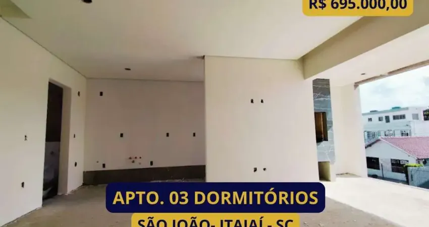 Apartamento para Venda em Itajaí, São João, 3 dormitórios, 1 suíte, 2 banheiros, 2 vagas