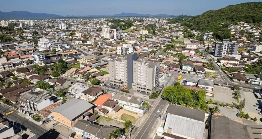 Apartamento para Venda em Joinville, Saguaçu, 3 dormitórios, 1 suíte, 2 banheiros, 1 vaga