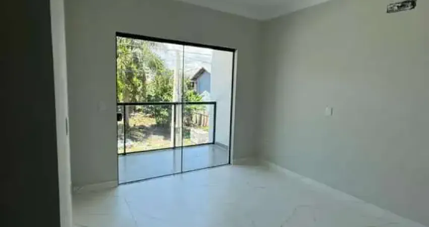Sobrado para Venda em Balneário Piçarras, Itacolomi, 3 dormitórios, 1 suíte, 3 banheiros, 2 vagas