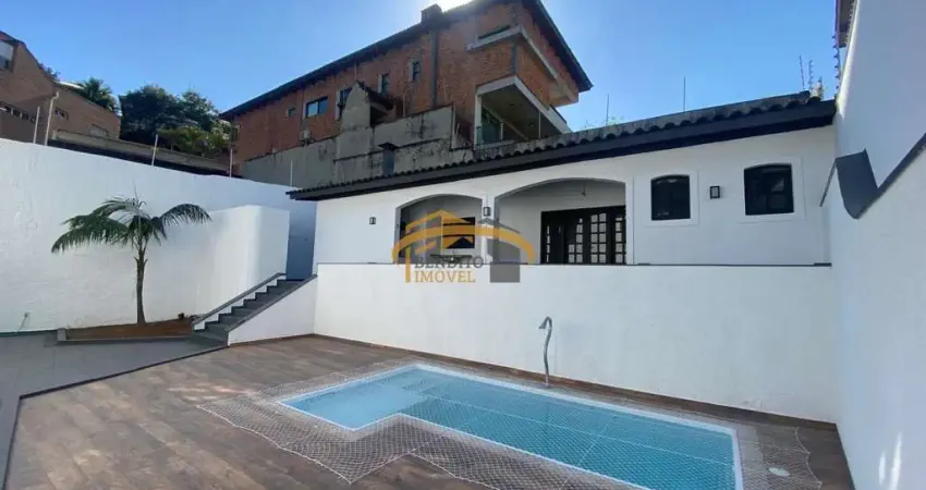 Casa para venda, Parque dos Príncipes, com 4 suítes, closet, quintal com piscina.