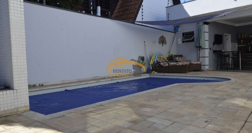 Sobrado de Luxo no Parque dos Príncipes: 5 dormitórios, 5 suítes, 3 salas, 7 banheiros, 8 vagas - 440m² em São Paulo-SP!