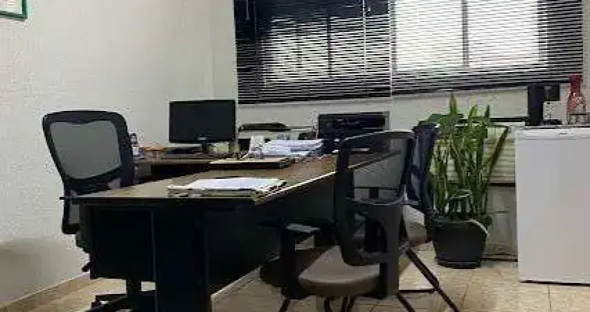 Sala comercial á venda, Centro, Osasco, com ar condicionado.