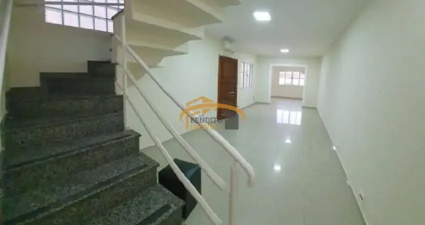 Sobrado na Vila Yara, Osasco, 4 dormitorios, sendo 2 suítes, 6 vagas de garagem e quintal, espaço gourmet