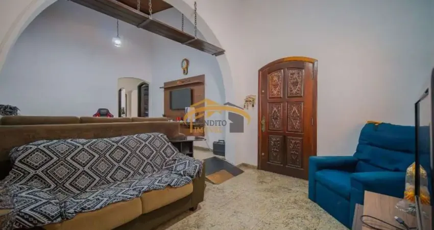 Casa a venda no Bela Vista com 4 dormitórios, sendo 2 suíte, 3 vagas de garagem cobertas, quintal