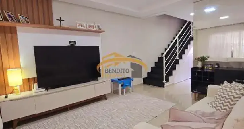 Sobrado para venda, Bela Vista, Osasco, com 3 suítes, sala para 2 ambientes, planejados, quintal com churrasqueira, 4 vagas de garagem.