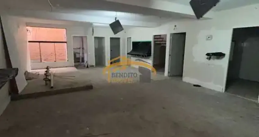 Salão/galpão/loja térreo para alugar, Centro de Osasco, com 240M², 2 banheiros