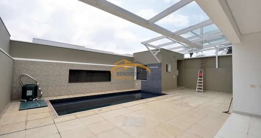 Sobrado para locação ou Venda Lorian Boulevard, Condomínio Fechado, Osasco, com 4 suítes, sendo 1 máster, piscina, sauna e 6 vagas de garagens.