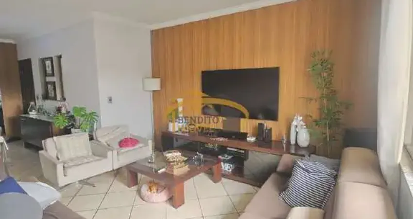 Sobrado para venda, Cipava/Bela Vista, Osasco, com 4 dormitórios, sendo 1 suíte, edícula, área gourmet.