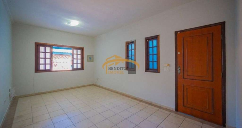 Sobrado à venda, no Jaguaribe, em Osasco, com 125M², 3 dormitórios, 1 suíte, 4 vagas