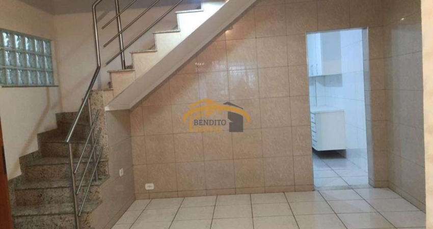 Sobrado para venda, Bela Vista, Osasco, com 3 dormitórios, sendo 1 suíte, quintal com churrasqueira.
