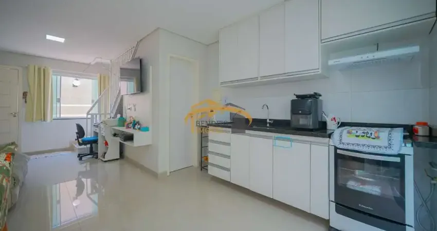 Sobrado a venda em quitaúna, 2 dormitórios, 2 banheiros, sala e cozinha integrada, 1 vaga de garagem