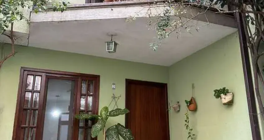 Ótima oportunidade! Casa com 2 quartos e 2 banheiros.