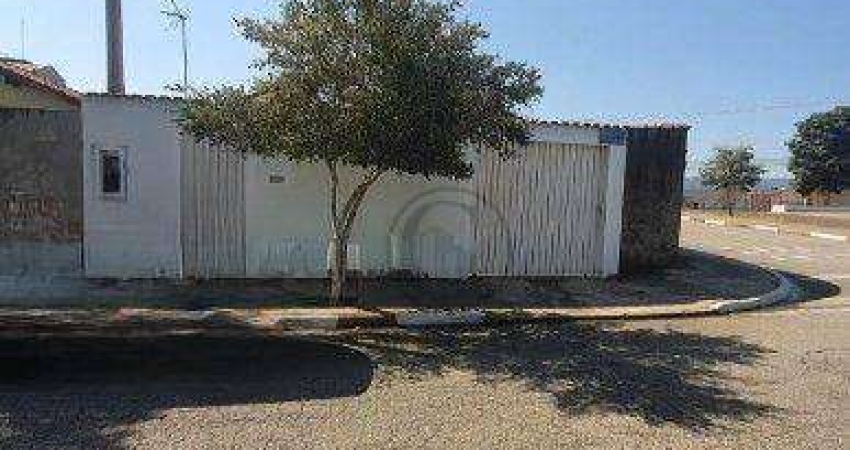 Casa com 2 dormitórios à venda, 80 m² por R$ 240.000,00 - Conjunto Habitacional Votorantim C - Votorantim/SP