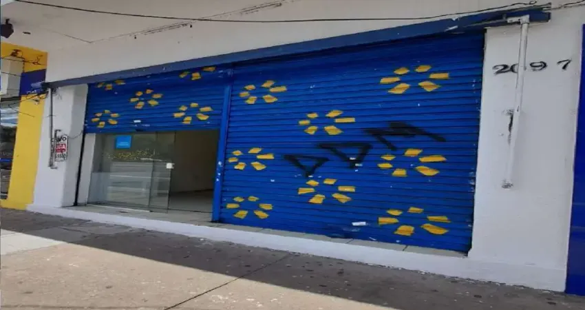 Loja de 250m² com sobreloja, localizado na Vila Mariana, completo com salas e três banheiros !!!