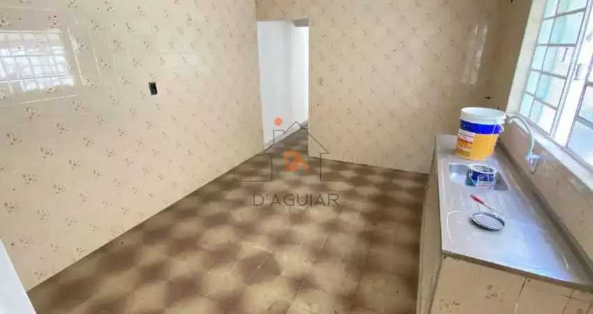 Casa com 2 quartos para alugar na Rua Lopes da Costa, 902, Chácara São João, São Paulo