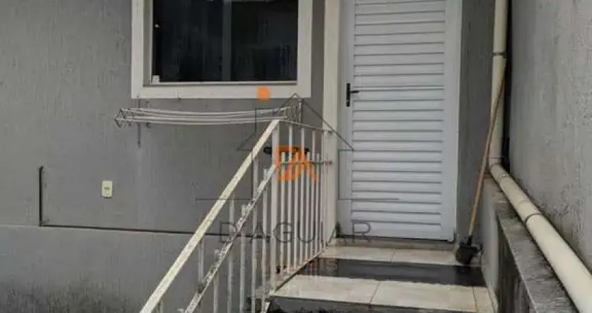 Casa em condomínio fechado com 2 quartos para alugar na Rua Cristóvão Bezerra Dantas, 353, Parque Vitória, São Paulo