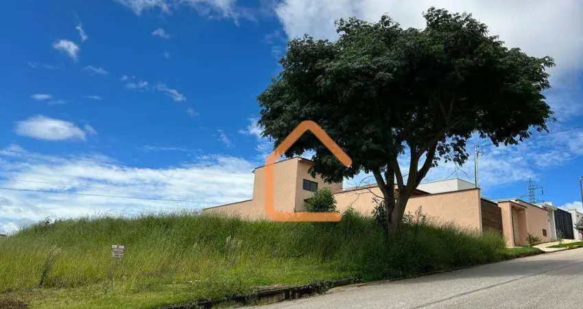 Terreno à venda, 828 m² por R$ 640.000,00 - Astúrias - Pouso Alegre/MG