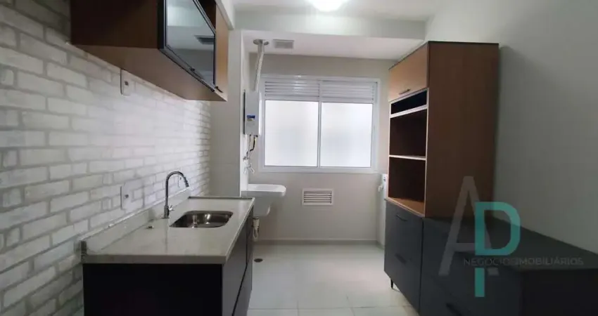 Apartamento para Locação em Barueri, Jardim Tupanci, 2 dormitórios, 1 banheiro, 1 vaga