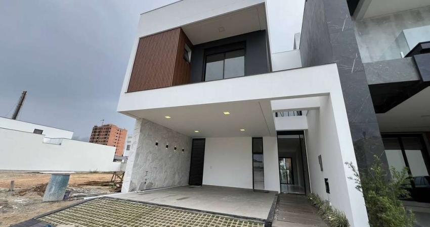 Casa alto Padrão condomínio clube Blue, Deltaville - Biguaçu