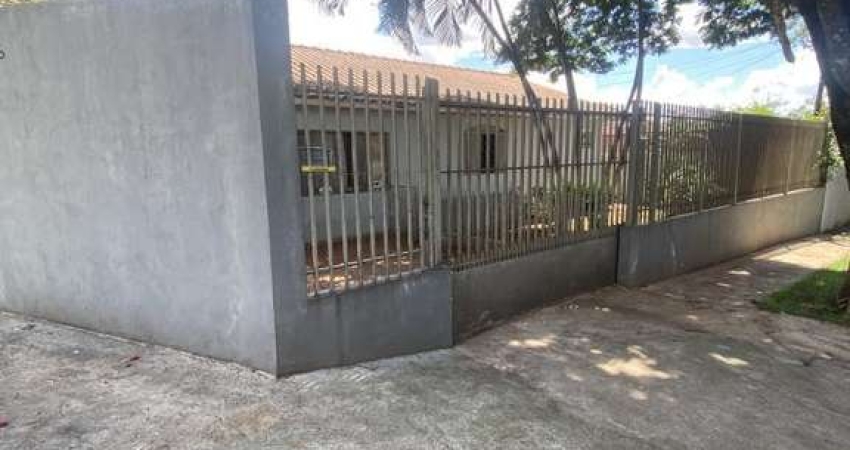 Casa para Venda em Maringá, Conjunto Habitacional Requião 1, 4 dormitórios, 1 suíte, 3 banheiros, 3 vagas