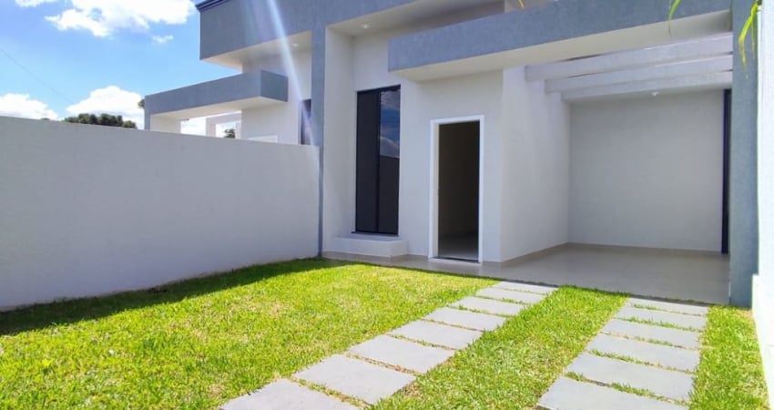 CASA 03 QUARTOS, SUÍTE E PÉ DIREITO ALTO EM ARAUCARIA. EXCELENTE ACABAMENTO