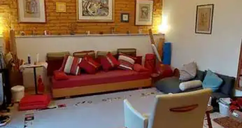 Casa comercial à venda na Rua Purpurina, Sumarezinho, São Paulo