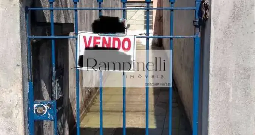 Oportunidade na Vila Anastacio– Terreno com 2 Casas para Reforma!