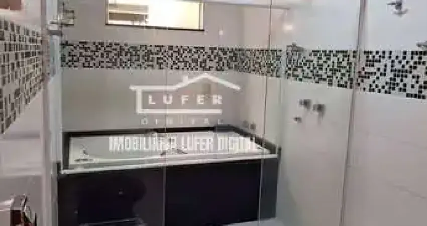 BELA CASA ESPAÇOSA À VENDA NO CONDOMÍNIO JARDIM ALVORADA!