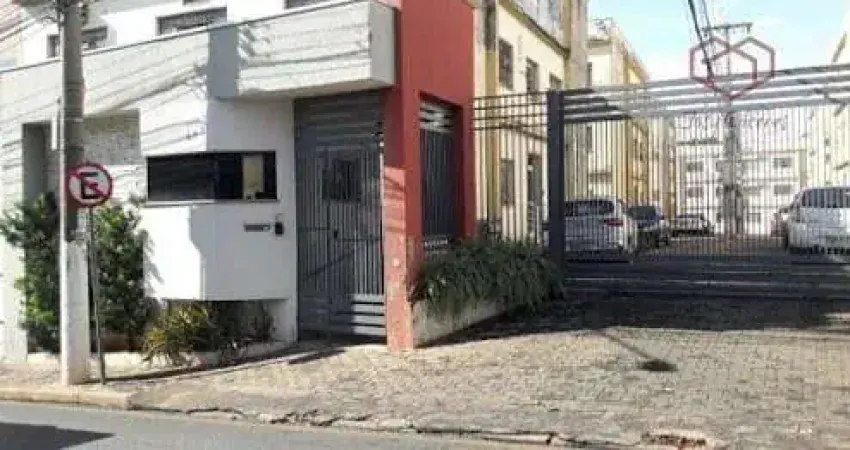 Apartamento à Venda no Ed. Pascoal Moreira Cabral, Porto
