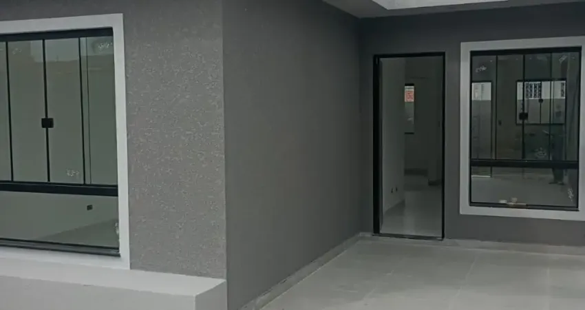CAPELA VELHA* na rua da academia avilas.  Dispõe de 56 m2 de área construída  •3 Quartos. • Banheiros social •Cozinha moderna •Sala de estar • Espaço gourmet . •Amplo quintal na frente e nos fundos