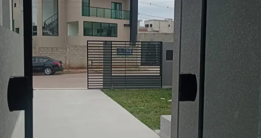 CAPELA VELHA* na rua da academia avilas.  Dispõe de 56 m2 de área construída  •3 Quartos. • Banheiros social •Cozinha moderna •Sala de estar • Espaço gourmet . •Amplo quintal na frente e nos fundos