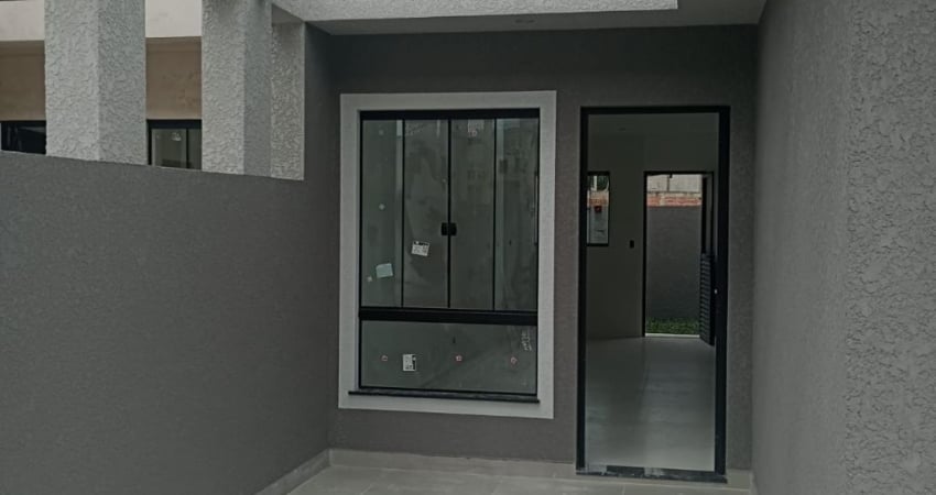 CAPELA VELHA* na rua da academia avilas.  Dispõe de 56 m2 de área construída  •3 Quartos. • Banheiros social •Cozinha moderna •Sala de estar • Espaço gourmet . •Amplo quintal na frente e nos fundos