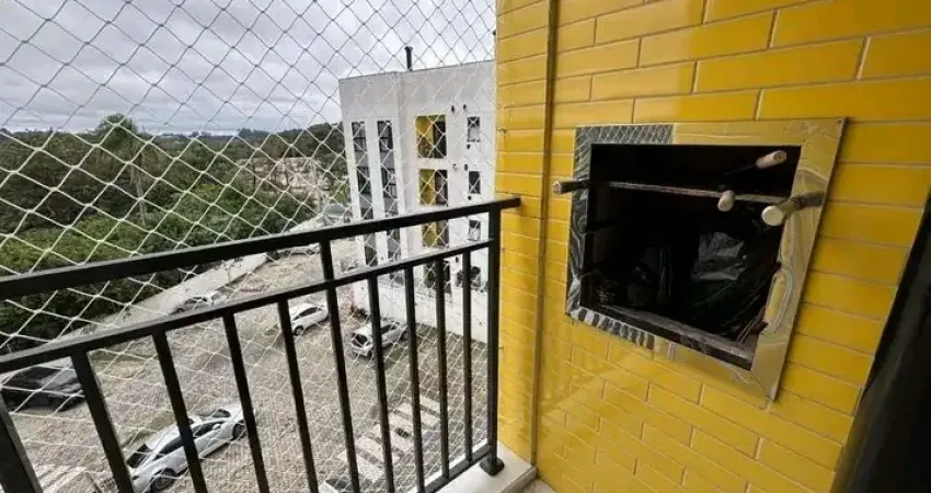 Lindo e aconchegante apartamento à venda no Centro de Araucária !!!! Este maravilhoso apartamento está localizado a apenas uma quadra da Praça Matriz e oferece uma série de comodidades incríveis. Aqui