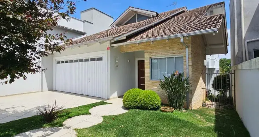 Casa com 3 quartos à venda na Rua Alfredo Girardi, 280, Centro, Rio Negrinho