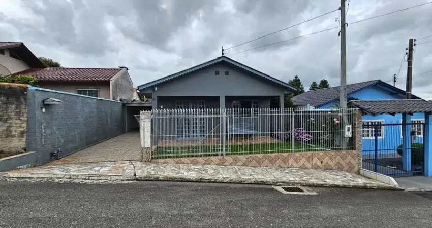 Casa com 6 quartos à venda na Travessa Oswaldo Muehlbuaer, 86, Industrial Norte, Rio Negrinho
