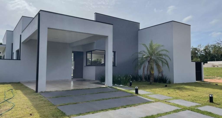 Casa em Condomínio para Venda em Águas de Santa Bárbara, Thermas de Santa Barbara, 3 dormitórios, 2 suítes, 4 banheiros, 4 vagas